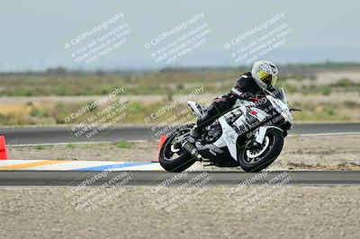 media/Apr-18-2025-TrackDaz (Fri) [[45f5874c44]]/C Group/Session 1 (Turn 7)/